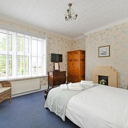 Forest Side Guesthouse Lyndhurst Exterior photo